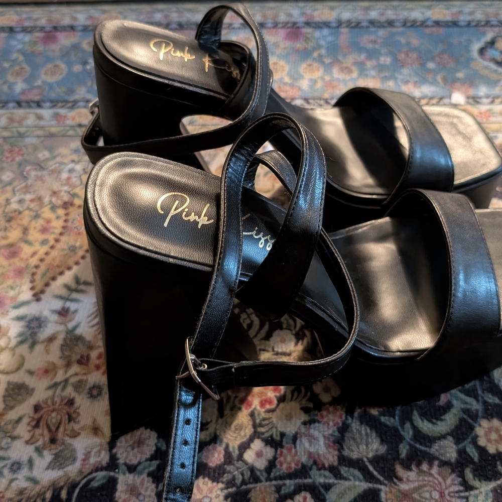 Black Platform Sandals